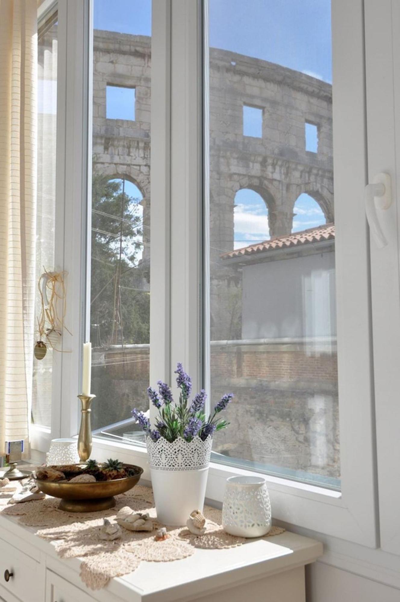 Amphiteater Art Apartman Pula Exterior foto